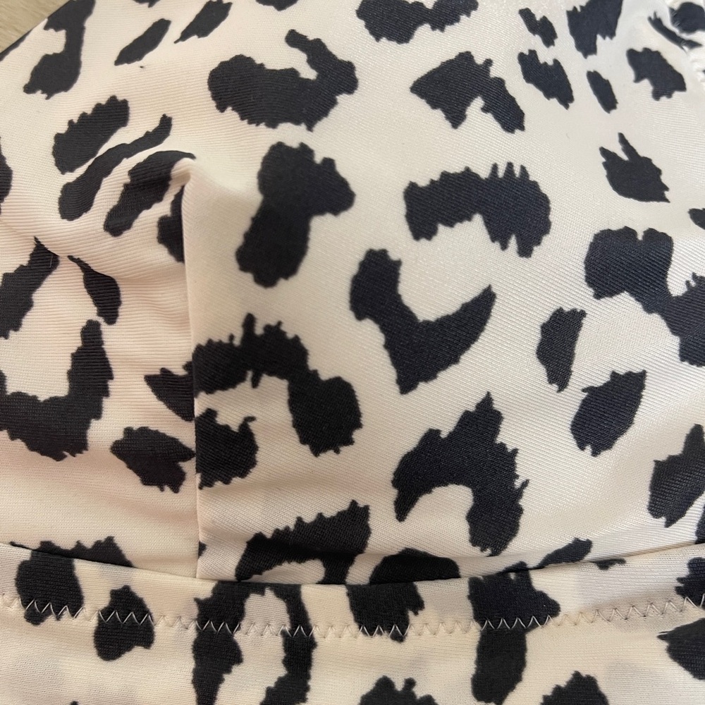 Aerie Black and White Leopard Bikini Top - Picture 5 of 5